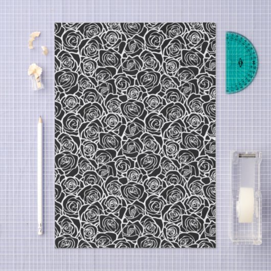 Modern Black and White Roses Chic Floral Pattern Seidenpapier (Handwerk)