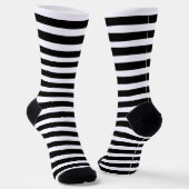 Modern Black and White Stripes Socken (Gewinkelt)