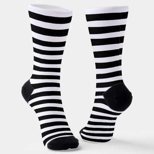 Modern Black and White Stripes Socken (Gewinkelt)
