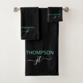 Modern Black Aquamarin Simple Script Monogram Name Badhandtuch Set (Insitu)