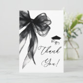 Modern Black Bow Graduation Party Dankeskarte (Stehend Vorderseite)