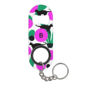 Modern Black Cat and Cactus Pattern Monogram Mini Flaschenöffner (Rückseite)