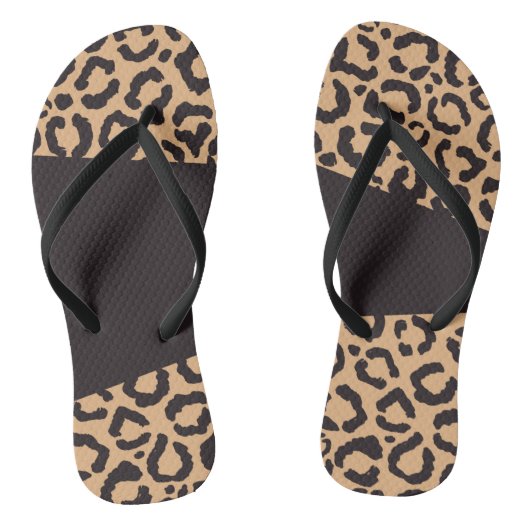 Modern Black Gold Cheetah Leopard Animal Print Badesandalen (Fußbett)