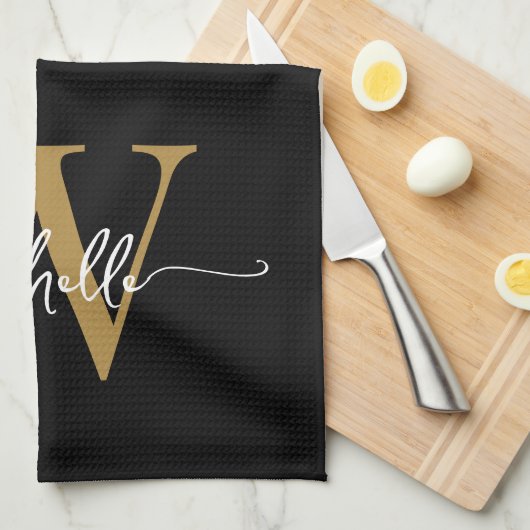 Modern Black Gold Custom Monogram Name Script Geschirrtuch (Viertel Falte)