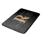 Modern Black Gold Monogram Handskriptname Bath m Badematte (Schrägansicht)