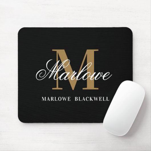 Modern Black Gold Monogram Script Mousepad (Mit Mouse)