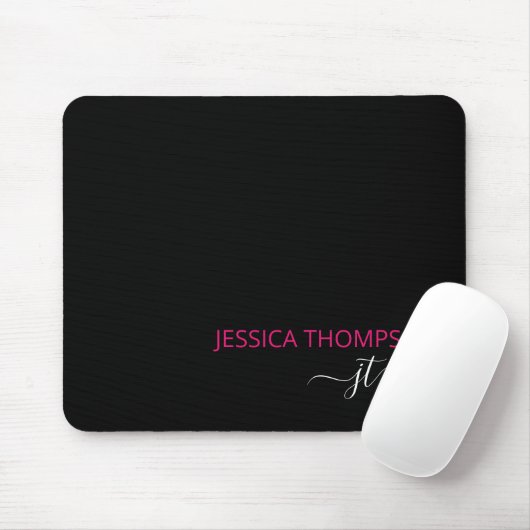 Modern Black Hot Pink Simple Script Monogram Name Mousepad (Mit Mouse)