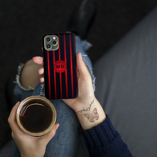 Modern Black mit Red Stripes Monogram Case-Mate iPhone Hülle