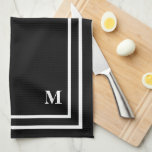 Modern Black Monogram Geschirrtuch<br><div class="desc">Dieses stilvolle,  moderne Design besticht durch ein doppeltes,  weißes Quadrat auf hübschem,  schwarzem Hintergrund und ein Monogramm in einem eleganten Schriftart. Ändern Sie die Initialisierung in Ihre eigene. Sie können dieses Design mehr anpassen,  indem Sie den Schriftart ändern,  die Weißen transparent machen und eine andere Farbe wählen.</div>