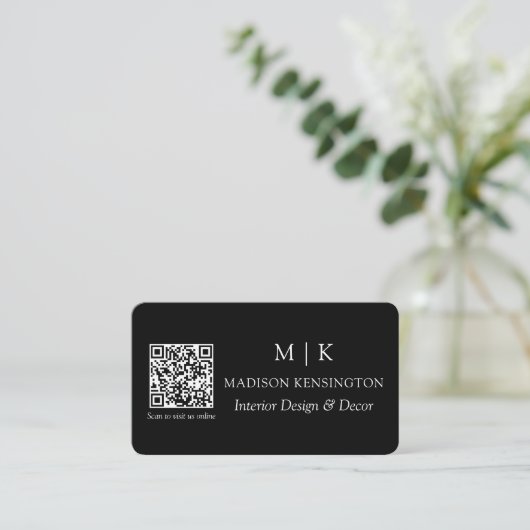 Modern Black Monogram oder Add Logo QR Code Visitenkarte (Stehend Vorderseite)