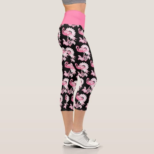 Modern Black Paisley Pink Flamingo Capri Leggings (Rechts)