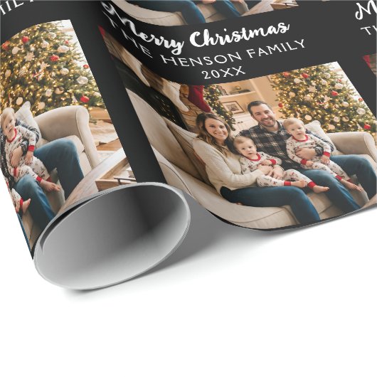 Modern Black Personalized Photo Family Christmas  Geschenkpapier (Rolleneckpunkt)