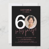 Modern Black Pink 60. Geburtstag Einladung (Vorderseite)