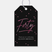 Modern Black Pink Calligraphy 40. Geburtstag Geschenkanhänger (Vorderseite)