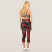 Modern Black Red Camouflage High Waisted Capri Leg Leggings (Rückseite)