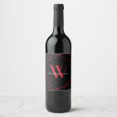 Modern Black Red Monogram Name Script Geometrisch Weinetikett (Vorderseite)