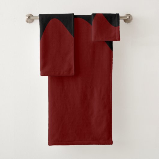 Modern Black River Deep Red Badhandtuch Set (Insitu)