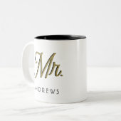 Modern Black Script Personalisiert Wedding Zweifarbige Tasse (Vorderseite Links)