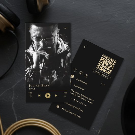 Modern Black Shiny Gold Musician Business Card Visitenkarte