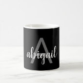 Modern Black Silver Stylischer Monogramm Name Kaffeetasse (Mittel)