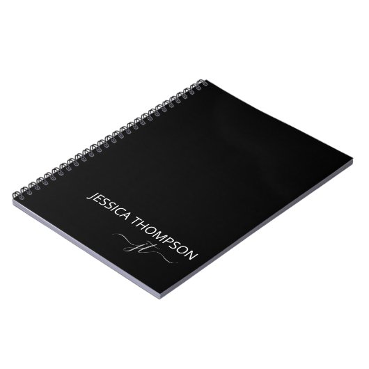 Modern Black Simple Script Giron Monogram Name Notizblock (Linke Seite)