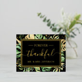 Modern Black Tropical Wedding Mr. & Mrs. Folie Einladungspostkarte (Stehend vorne)