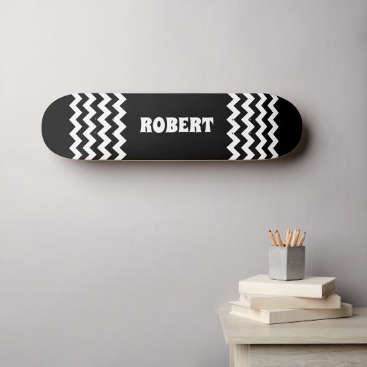 Modern Black &White Custom Name Skateboard (Wandkunst (Horz))