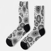 Modern Black White Geometric Flowers Starburst  Socken (Linkes Detail)