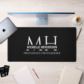 Modern Black & White Monogram business Logo  Schreibtischunterlage