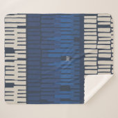 Modern Blue Abstract Geometric Wall Art Sherpadecke (Vorderseite (Horizontal))