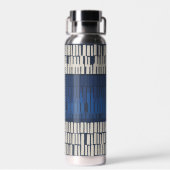 Modern Blue Abstract Geometric Wall Art Trinkflasche (Rückseite)