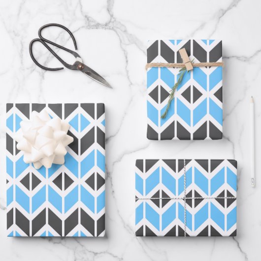 Modern Blue and Dark Gray Herringbone Geometric Geschenkpapier Set (Vorderseite)
