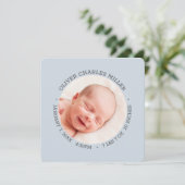 Modern Blue Baby Birth Announcement Foto Card Ankündigung (Stehend Vorderseite)