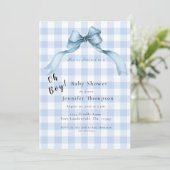 Modern Blue Bow Gingham Oh Boy Baby Shower Einladung (Stehend Vorderseite)
