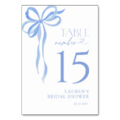 Modern Blue Bow Watercolor Script Bridal Shower Tischnummer (Rückseite)
