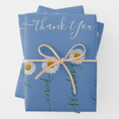Modern Blue Daisy Floral Danke Typografie Geschenkpapier Set (Beispiel)