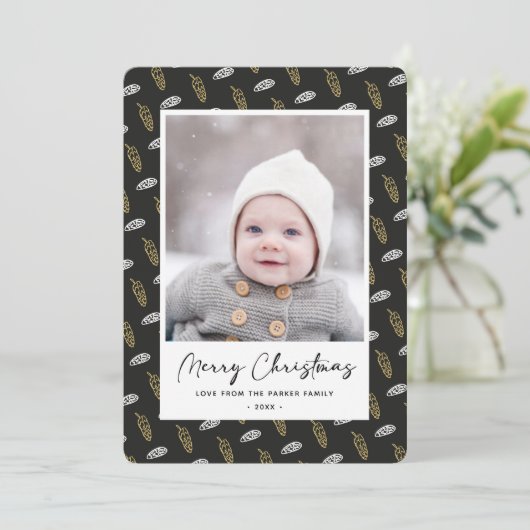 Modern Blue Fun Script Gold Pine Cone Weihnachten (Stehend Vorderseite)