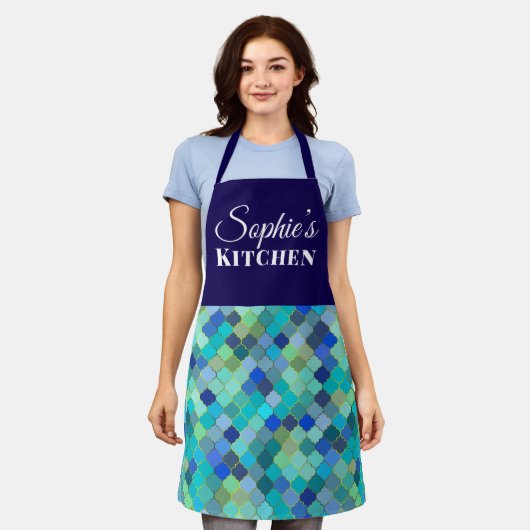 Modern Blue Geometric Personalized Kitchen Schürze (Getragen)