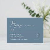 Modern Blue Ginkgo Leaf Wedding RSVP Card Karte (Stehend Vorderseite)