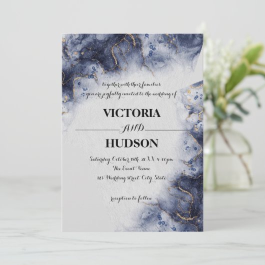 Modern Blue Gold Agate Marble Einladung (Stehend Vorderseite)