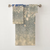 Modern Blue Gold Glitzer Bokeh Badhandtuch Set (Insitu)