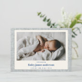 Modern Blue Gray Linen Texture Baby Foto Birth Ankündigung (Stehend Vorderseite)