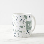 Modern Blue Green Terrazzo Marmormonogramm Kaffeetasse (VorderseiteRechts)