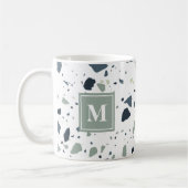 Modern Blue Green Terrazzo Marmormonogramm Kaffeetasse (Links)