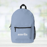 Modern Blue Monogram Name Bedruckter Rucksack<br><div class="desc">Personalisierter,  heller,  denim-blauer Rucksack mit Ihrem Monogramm-Namen oder Initialen in einem fett und trendig weißen Schriftart.</div>