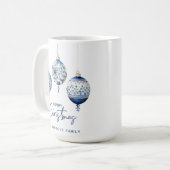 Modern Blue Nordic Style Ornaments Frohe Weihnacht Kaffeetasse (Vorderseite Links)