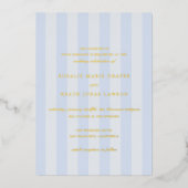 Modern Blue Stripes Elegant Wedding Folieneinladung (Vorderseite)