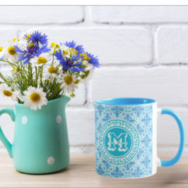 Modern Blue Trellis Print White Text Tasse