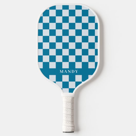 Modern Blue & White Checkerboard Custom Name Pickleball Schläger (Vorderseite)