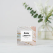 Modern Blush & Cream Marble Square Business Card Quadratische Visitenkarte (Stehend Vorderseite)